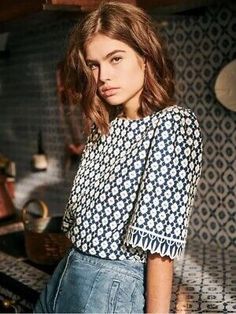 Versatile Spring Blouse, Casual Short Sleeve Blouse, Women Blouses Work, Elegant Tops And Blouses For Women, Women Casual Tops Blouses, Womens Casual Work Shirts, Womens Shirts For Work, Short Sleeve Womens Blouses, Elegant Short Sleeve Tops