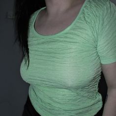 Pistachio Y2K stretchy textured T-shirt.  Excellent condition  Free shipping Green Fitted Crew Neck T-shirt, Green Scoop Neck T-shirt, Green Fitted Top With Scoop Neck, Green Scoop Neck Fitted Top, Green Fitted Scoop Neck Top, Green Texture, Pistachio Green, Pistachio, United Kingdom