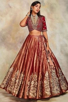 Brown Lehenga, Tissue Lehenga, Maroon Lehenga, Lehenga Indian, Indian Wedding Lehenga, Designer Bridal Lehenga Choli, Lehenga Designs Simple, Indian Bride Outfits, Bridal Lehenga Collection