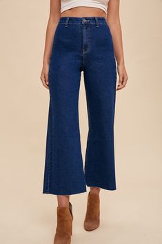 Discover a modern take on classic style with this stretchy, high-rise wide leg crop jean. Boasting a chic dark wash with a raw hem, it's sure to become an instant favorite. Sweatshirt Jean Jacket, Women Cargo Pants, Stretch Denim Pants, Women Cargos, Jeans Size Chart, Clean Cut, Wide Leg Denim, Cropped Denim, Dress Size Chart Women