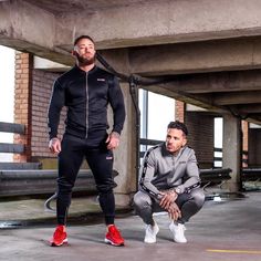 Gender:Men Material Composition:%95 Cotton %5Spandex Sleeve Length(cm):Full Pattern Type:Patchwork Decoration:Appliques Pant Closure Type:Drawstring Collar:O-Neck Closure Type:Zipper Style:Casual Fitted Tracksuit For Training In Athleisure Style, Fitted Athleisure Tracksuit For Training, Fitted Moisture-wicking Tracksuit For Training, Black Stretch Tracksuit For Jogging, Fitted Functional Tracksuit For Training, Functional Fitted Tracksuit For Jogging, Fitted Black Tracksuit For Gym, Black Stretch Tracksuit For Workout, Functional Fitted Moisture-wicking Tracksuit