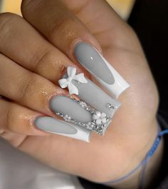 Grey Baddie Nails, Grey Acrylic Nails Designs, Grey French Tips, Light Grey Nails, Grey Nails Design