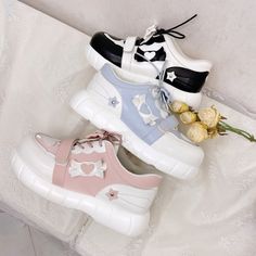 This price is for a pair of sneakers only.   	 		 			Size 			35 			36 			37 			38 			39 			40 		 		 			Foot Length 			22.5 			23 			23.5 			24 			24.5 			25 White Harajuku High-top Sneakers, White Harajuku Low-top Sneakers, Harajuku Style Low-top Sneakers For Spring, Harajuku Style Lace-up Synthetic Sneakers, White Harajuku Style Synthetic Sneakers, Harajuku Style Low-top Sports Sneakers, White Sole Low-top Harajuku Sneakers, Harajuku Style Low-top Sneakers With Laces, Harajuku Sneakers With Round Toe And Laces