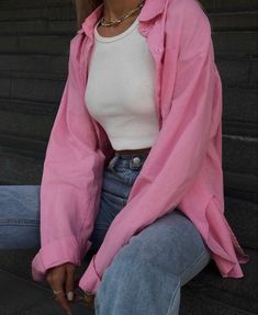 Pink Shirt Outfit, Outfit Rosa, Foto Tips, Wardrobe Tips, Outfits Chic, Nice Style, Outfit Style