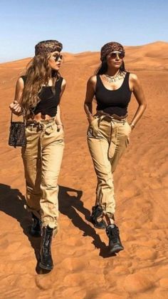 Morocco Desert Outfit, Outfits For Egypt Trip, Desert Safari Outfit Dubai Women