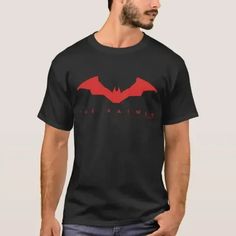 The Batman Bat Logo T-Shirt Pop Culture Short Sleeve T-shirt With Logo, Black Relaxed Fit T-shirt Pop Culture, Black Relaxed Fit Pop Culture T-shirt, Pop Culture T-shirt With Logo Print In Relaxed Fit, Black Crew Neck T-shirt With Pop Culture Style, Black Short Sleeve T-shirt Pop Culture, Black Cotton T-shirt For Fan Merchandise, Basic Crew Neck Ring-spun Cotton T-shirt, Black Short Sleeve T-shirt In Ring-spun Cotton