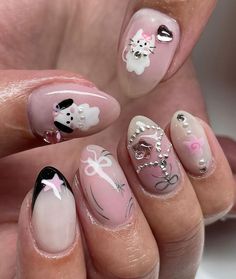 Nail Designs Sanrio, Sanrio Short Nails, Cutecore Nails Short, Sanrio Acrylic Nails Short, Kitty Nails Design, Sanrio Nail Inspiration, Asian Nails, Acrylic Nail Shapes