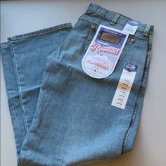 Wrangler Rooted Collection Hundred Percent Alabama Cotton Slim Straight Casual Medium Wash Bottoms For Rodeo, Casual Bottoms With Pockets For Rodeo, Cotton Bottoms With Pockets For Rodeo, Wrangler Jeans, Jeans Color, Colored Jeans, Alabama, Mens Jeans, Man Shop