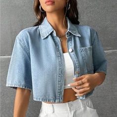 Spring Light Wash Collared Denim Top, Blue Collared Denim Top For Spring, Light Blue Relaxed Fit Denim Top For Spring, Spring Cropped Denim Top With Relaxed Fit, Denim Pocket, Rose Blue, Spring Looks, Denim Shirt, Chambray