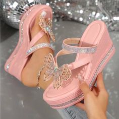 Super Cute And Stylish Ships In 5-10 Business Days Tags: #Shoes #Heels #Party #Newyears #Holiday #Sandals #Gold #Beautiful #Glitter Beach High Heels, Ella Shoes, Casual Shoes Women Sneakers, Rose Shoes, Cute Wedges, Fab Shoes, Casual Heels, Stylish Boots