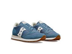 Saucony Originals Jazz Original - Men's Classic Shoes : Blue/Off-White : An undisputed classic, the Saucony Jazz Original sneakers only get better with standout retro style, iconic paneling, and signature logo detail. Casual shoes with nylon and suede uppers for long-lasting wear. Padded tongue, collar, and footbed provide superior shock absorption, fit, and extra comfort. Nylon and suede upper. Padded collar and tongue for comfort and support. This sporty design is great for all occasions. Soft Sporty Design, Shoes Blue, Classic Shoes, Get Better, Blue Shoes, Signature Logo, Product Reviews, Retro Style, Effortless Style