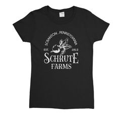 Schrute Farms Womens T-Shirt @ Textual Tees Waynes World Hat, New Year Eve Movie, Schrute Farms, Griswold Family Christmas, Cobra Kai Dojo, Birthday Coffee, Brown Tshirt, Tiger T Shirt, Dog Holiday