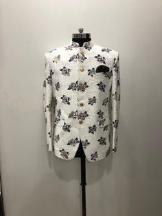 sizes36,38,40,42,44,46,48,50,52,54 White Floral Embroidered Bandhgala For Transitional Season, Elegant Fitted Bandhgala With Floral Embroidery, Spring Bandhgala With Floral Embroidery, Spring Long Sleeve Bandhgala With Floral Embroidery, Luxury Floral Print Nehru Jacket For Men, Nehru Jacket For Men, Mens Wear Wedding, Floral Print Blazer, Blazer For Men