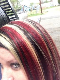 White And Red Highlights Hair, Y2k Striped Hair, Burgundy Blonde Hair, White Blonde Highlights, Rocker Hair, Change Hair, Black Hair Dye, Girl Hair Colors