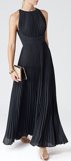 Reiss Winnie Pleated Maxi Dress: Minimalisticky Chic, Sukienki Maksi, Gaun Koktail, 파티 드레스, فستان سهرة, Pleated Maxi Dress, Pleated Maxi, Long Black Dress, 가을 패션