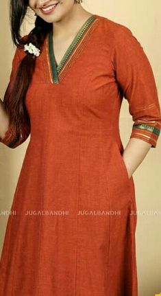 Ladies Kurtis Design Indian, Violet Kurti Combination, Cotton Plain Kurti Designs, Office Chudidar, Narayanpet Kurti Designs, Mangalgiri Cotton Dresses, Closed Neck Kurti Designs, Plain Cotton Kurti Designs Latest, 3/4 Sleeves Pattern For Kurtis