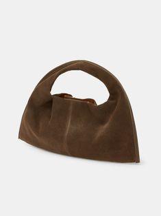 (Pre-order) Suede Mini Tote Bag, Walnut – SourceUnknown Purse Design, Clothing Wishlist, Kilim Bag, Style 2023, Mini Tote Bag, Pretty Bags, 가을 패션, Mini Tote, Arm Candy