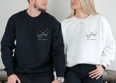 Personalized Pinky Promise Sweatshirt, Couple Sweaters, Anniversary Gifts, Custom Valentines Gift, Girlfriend Boyfriend Husband Wife Gifts 👫❤ Elevate your couple style with our Pinky Promise Matching Couple Sweatshirt! Crafted from premium quality fabric, these sweatshirts offer comfort and durability while showcasing your unique bond. The adorable 'Pinky Promise' design on both sweatshirts symbolizes your unwavering commitment to each other. Whether you're strolling hand in hand or enjoying a Pink Crew Neck T-shirt For Anniversary, Pinky Promise Neon Sign, Pinky Promise Sweatshirt, Couple Gifts Sweatshirts & Hoodies, Pinky Promise Meme, Valentine Gifts For Girlfriend, Couples Sweatshirts, Presents For Boyfriend, Pinky Promise