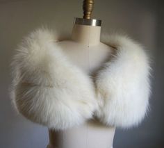 Fur Shawl Outfit, Long Shawl, Luxury Party, Arctic Fox, Wrap Shawl, Fox Fur, Gossip Girl, Shawls And Wraps, Bridal Wedding