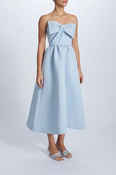 Strapless cocktail dress with bow detail. Shown in Ice Faille. Amsale Bridesmaid Dresses, Moss Dress, Amsale Bridesmaid, Amsale Dress, Strapless Cocktail Dress, Wedding Guest Style, Bridal Salon, Midi Cocktail Dress, Blue Bridesmaids