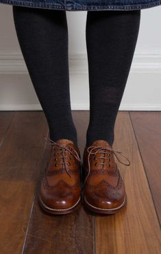 Brogue Shoes Women, Ladies Brogues, Oxford Boots, Shoe Inspiration, Women Oxford Shoes, Lovely Clothes, Closet Fashion, Jane Austen