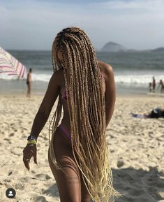 Quick Summer Hairstyles, Pool Day Hairstyles, Beach Day Hairstyles, Box Dreads, Curly Hair Black Women, Beach Hair Color, Mixing Hair Color, Bob Pixie Haircut, Short Bob Pixie