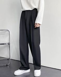 Classic Trousers Man, Loose Trousers Outfit Men, Classic Suits, Half Sweater, Loose Pants Outfit, Men's Dress Pants, Pants Outfit Men, Pants Pocket, Chic Shirts