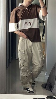 Ropa Y2k Hombre, Firefighter Christmas, Guys Fashion Casual, Trendy Boy Outfits, Cargo Pants Outfit, Street Style Outfits Men, Street Fashion Men Streetwear, Mens Casual Dress Outfits, Men Stylish Dress