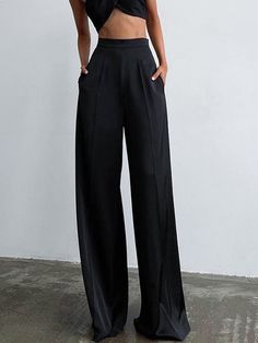 Oversized Satin Wide Leg Dress Pants Outfit Oversize, Jeans Overall, Casual Chique, Vest Blouse, Tracksuit Pants, Wide Leg Dress Pants, Wide Trousers, Jeans Cargo, Plain Style