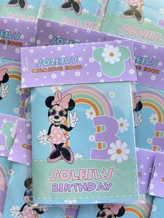 there are many birthday cards with minnie mouse on them