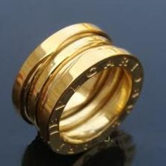 Classic bulgari. Bvlgari Gold, Bulgari Jewelry, Mademoiselle Chanel, Bvlgari Jewelry, Gold Rings Fashion, Men's Rings, Dream Jewelry, Jewelry Lover, Fashion Lifestyle