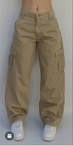 Brown Wide-leg Cargo Pants For Streetwear, Khaki Wide-leg Cargo Bottoms, Beige Wide-leg Cargo Jeans With Hip Pockets, Brown Baggy Full-length Cargo Pants, Baige Cargo Pants, Beige Cargo Pants, Grunge Accessories, Baggy Pants, Moda Jeans