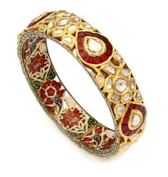 Gold Bengals, Sunita Shekhawat, Polki Bangles, Indian Royalty, Desi Jewelry, Jadau Jewellery, Daycare Forms, Diamond Bangles, Golden Red