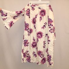 100% Rayon With Polyester Lining Inside Old Navy Tops, Navy Tops, Floral Blouse, Purple Floral, Old Navy, Top Blouse, Womens Tops, Navy, Cream