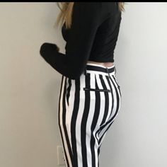 New Never Worn Vintage Style Pants. Striped Fitted Pants For Night Out, Striped Stretch Bottoms For Night Out, Striped Wide Leg Pants For Night Out, Chic Striped Pants For Night Out, Chic Striped High-waisted Pants, Elegant Striped Bottoms For Night Out, Chic Striped Fitted Bottoms, Chic Striped Straight Pants, Chic Striped Straight Leg Bottoms