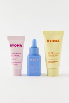 Essential skincare trio by BYOMA featuring mini sizes of the Creamy Jelly Cleanser, Hydrating Serum and Moisturizing Gel Cream. Formulated to help hydrate and support skin barrier health. Made vegan and cruelty free.Features. Ultimate hydrating skincare set by BYOMA Mini sizes for easy skincare on-the-go Includes the essentials: Creamy Jelly Cleanser, Hydrating Serum and Moisturizing Gel Cream Alcohol & fragrance free Vegan & cruelty free Content + Care. Each kit includes Creamy Jelly Cleanser, Trending Skin Care Products, Byoma Skincare Cleanser, Things To Get A 10 Yo For Christmas, Byoma Skincare Set, Skincare Ideas Products, Mini Skincare Products, Skincare From Sephora, Preppy Skincare Products, Trendy Skincare