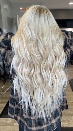 Bright Blonde Hair, Brassy Hair, Summer Blonde Hair, Neutral Blonde, Dyed Blonde Hair, Light Blonde Hair, Blonde Hair Inspiration, Bright Blonde, Blonde Hair Looks