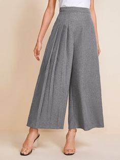 Fold Pleated Detail Wide Leg Pants | EMERY ROSE Pleated Slacks, Essential Wardrobe Pieces, Layered Cami, Work Chic, Preppy Casual, Casual Jumpsuit, Grey Pants, Dressy Casual, Trendy Fashion Women