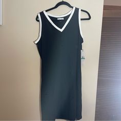 New Calvin Klein Womens Black Midi Dress White Contrast Trim Sleeveless Size L Casual V-neck Calvin Klein Dress, Calvin Klein Casual V-neck Dress, Calvin Klein Fitted V-neck Sleeveless Dress, Calvin Klein Fitted Sleeveless V-neck Dress, Midi Dress White, Calvin Klein White, Black Midi, Calvin Klein Dress, Calvin Klein Dresses