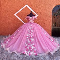 Hot Pink Quince Dress, Quincenera Dress, Hot Pink Quinceanera Dresses, Incredible Dresses, 2022 Prom Dresses, Prom Dresses 2022, Sweetheart Evening Dress, Quinceanera Themes Dresses, Made Flowers