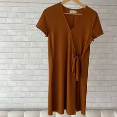 Nwot Perfect Condition Orange V-neck Midi Dress For Work, Fall Midi Dress With Tie Waist And Short Sleeve, Brown Fitted Dress With Tie Waist, Fitted Brown Dress With Tie Waist, Fall Orange Short Sleeve Dress, Casual Orange Tie Waist Dress, Orange Short Sleeve Mini Dress For Fall, Casual Orange Tie-waist Dress, Casual Orange Dress With Tie Waist