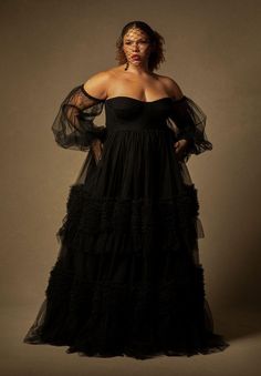 Bridal by ELOQUII Tulle Bustier Ball Gown Plus Size Ball Gown, Black Wedding Gowns, Curvy Bride, Plus Size Gowns, Bridal Ball Gown, Gown Plus Size, Bridal Fashion Week, Tulle Gown, Black Wedding Dresses