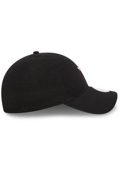 Dress like the most fashionable fan around with this Chicago Bulls New Era Womens Black Mini 9TWENTY Adjustable Hat! This Chicago Womens Adjustable Hat features a front embroidered team logo, so now everyone will know how much you love your Bulls. Go Chicago! Chicago Bulls Hat, Minnesota United Fc, Vancouver Whitecaps Fc, Jersey Hat, Nba Hats, Nba Chicago Bulls, Chicago Shopping, Sporting Kansas City, Team Jersey