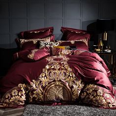 Lezkira Burgundy Red Luxury Egyptian Cotton Embroidery Bedding Set - WonderlandByLilian Shabby Chic Embroidery, Letto King Size, Fluffy Duvet, Egyptian Cotton Duvet Cover, Egyptian Cotton Bedding, Luxury Bedding Set, Red Bedding, Cotton Bedding Sets, Bed Sets