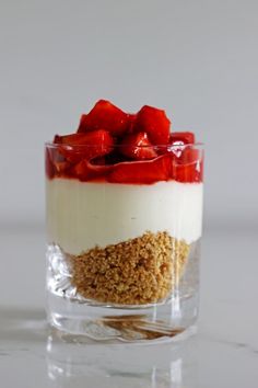 No bake strawberry cheesecake for 2 - the perfect small batch dessert for Christmas - plus, they're refined sugar free and lightened up with Greek yoghurt! | thekiwicountrygirl.com Strawberry Cheesecake Cups No Bake, Cheesecake For 2, Yoghurt Dessert, Small Cheesecake, Cup Desserts, Dessert Strawberries, Nobake Dessert, Small Cheesecakes, No Bake Strawberry Cheesecake