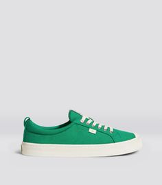 Canvas Sneakers Men, Canvas Sneakers Womens, Perfect Sneakers, Green Sneakers, Sneaker Men, Low Sneakers, Suede Sneakers, Sneaker Brands, Toe Designs