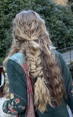 Hippie Hair, Hair Reference, Dream Hair, Httyd, Hair Stuff, Aesthetic Hair, Medium Hair