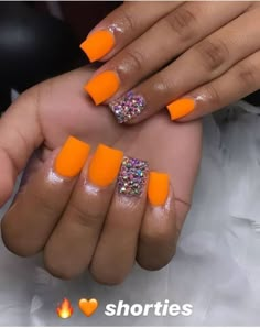 28 beautiful orange nail design ideas perfect for fall #EasterNails #SpringNails #ShortNails #GelNails #NailArt #EasterNailArt #SpringNailArt #PastelNails #EasterColors #EasterStyle #EasterFashion #SpringTrends #EasterMagic #EasterCheer #EasterInspiration #NailIdeas #Manicure#EasterCraf Orange Acrylic Nails, Orange Nail Designs, Nails Orange, Orange Nail, Lock Screen Wallpaper Iphone