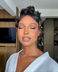 Jas Tookes Hair, Tanielle Jai Makeup, Jasmine Tookes Makeup, Jasmin Tookes, 90s Makeup Look, Classy Makeup, Show Makeup, Makeup Face Charts