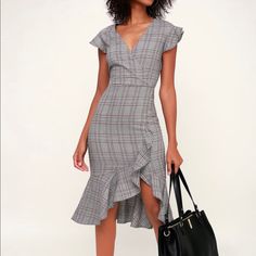 Lulus Exclusive! “Poised For A Promotion Grey Glen Plaid Ruffle Midi Dress” Nwt Size: Medium -Stylish Glen Plaid (Shades Of Red/Black/Grey/White) -Ruffled Short Sleeves -Fitted Midi Skirt W/ Ruffled Hem -Hidden Back Zipper -Fabric: 65% Cotton, 35% Polyester -Lining: 100% Polyester Fit: Fits True To Size - Fitted At Waist & Hips Length: ~ 43 1/4” Bust: Best For A-C Cup Sz - Size Up For Fuller Bust Fabric Has No Stretch Smoke Free Home Reasonable Offers Only Please Thank You! Elegant Plaid Dresses With Ruffles, Chic Plaid Ruffle Dress, Chic Plaid Dresses With Ruffles, Chic Plaid Ruffled Dress, Chic Plaid Dress With Ruffle Hem, Elegant Plaid Dress For Date Night, Plaid Fitted Dress For Brunch, Dresses Lulus, Older Women Fashion